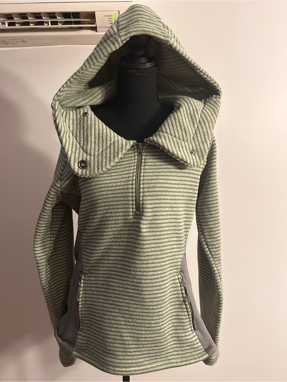 Avalanche Sage Green Striped Hooded Half-Zip Pullover